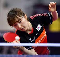 Michio ishikawa is a blacksmith and owner of nakaniida traditional blades. Suh Hyowon S Equipment Racket Rubbers Tabletennis Reference