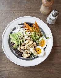 Recette Avocado Bowl Au Quinoa Croustillant Faites Cuire 300 G De Quinoa Dans 60 Cl D Eau Bouillante Pen Recettes De Cuisine Plat Vegetarien Recettes Minceur