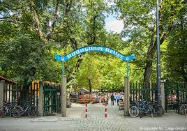 Augustiner Keller Wer Die Bajuwarische Gemutlichkeit In Einem Vorzeigebiergarten Klassisch Unter Den Kastanien Gelegen Erl Munchen Munchen Bayern Augustiner