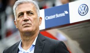 Maybe you would like to learn more about one of these? Fussball Nati Trainer Vladimir Petkovic Im Grossen Interview Watson