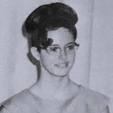 Judy Bratcher's Instagram, Twitter & Facebook