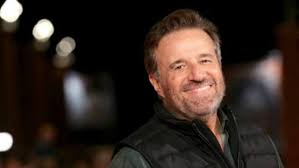 Filmografia di christian de sica elenco dei film con video recensioni trama trailer successi da oscar per sapere tutto quello che christian de sica ha fatto al cinema, come attore, regista o sceneggiatore. Christian De Sica La Terribile Malattia Che Lo Colpi Da Giovane Ero Tutto Giallo In Faccia