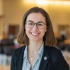 Emma Ledbetter's Instagram, Twitter & Facebook