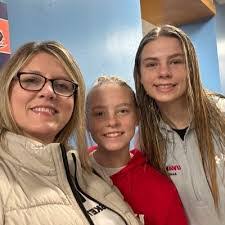 Renee Stiles's Instagram, Twitter & Facebook