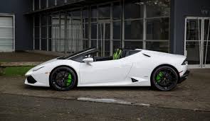 This particular lamborghini huracan spyder convertible rental color is the balloon white pearl with the red interior, this combination of color makes this lamborghini rental very popular. The Case Of The White Lamborghini Huracan Spyder That Turned Yellow Off The Lot Autoevolution