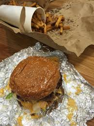 I got a bacon cheeseburger avec lettuce, tomatoes, pickles, sauteed onions & mushrooms, jalapenos, ketchup mustard, and of course in the theme of five guys some how becoming synomous with bukakke, mayo (which got all over my face. Fiveguys That Quadruple Bacon Cheese Burger Mmm I M Lovin It