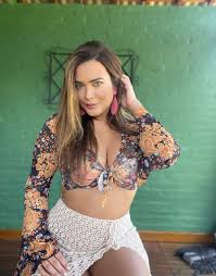 Geisy Arruda - Free pics, galleries & more at Babepedia