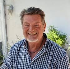 Fanie Uys passed away today. What a great man and the best 1st coach . RIP  Mnr