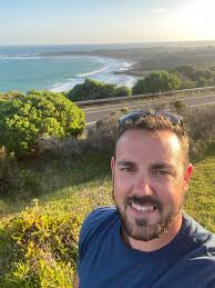 Hey, I'm Kym. I'm 41, 6' tall and originally from Australia, but I've been  lucky to call Vancouver home since 2016 and living in Langley. I'm fun,  laid-back, and always up for