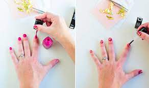 nagel muster zum selbermachen nagel lackieren goldene dekorationen kurze nagel fingernagel muster selber machen rosa manikure nagel motive