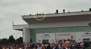 Șapte dintre episcopii martiri ai bisericii unite cu roma vor fi beatificați, la sfârșitul acestei săptămâni, cu ocazia vizitei pe care papa francisc o va face în românia. Papa In Romania 2019 LunetiÈ™ti Pe AcoperiÈ™ul Aeroportului Wowbiz