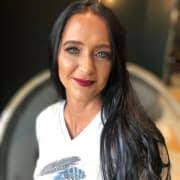 Laura Lambert's Instagram, Twitter & Facebook