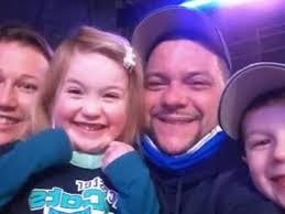 Fundraiser for Debra Ricardi by Laura Morrow : Debra, Luca and Lia Ricardi