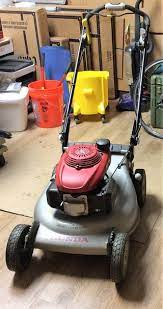 The 416sk is a 16 (41cm) width of cut self propelled wheeled mower, light weight, easy starting and has a 5 year honda warranty. Fix The Rear Adjustment Lever On A Honda Lawnmower Hrr216 5 Steps With Pictures Instructables
