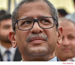 In accordance with article 145 of the constitution of india and the supreme court rules of procedure of 1966, the chief justice of india is responsible to allocate all work to the other judges who are bound to refer the matter back to him or. Economic Times Auf Twitter Breaking President Kovind Appoints Justice Nv Ramana As Next Chief Justice Of India Warrant Of Appointment As Cji W E F April 24 Was Handed By Secy Dept Of