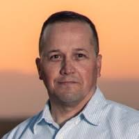 300+ "Pitones" profiles