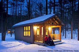 , plage d'oka et c'est tables. Chalets Du Parc National D Oka