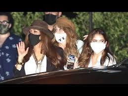 Salma hayek's daughter valentina is her 'greatest teacher' 22 sep 2020 salma hayek arrives at the oscars, at the dolby theatre in los angeles.file/ap actress salma hayek says her daughter valentina came into her life as her greatest teacher and joy. Salma Hayek Looking Stylish At Nobu With Daughter Valentina Youtube