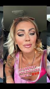 Sabrina Angle's Instagram, Twitter & Facebook