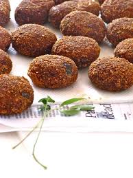 The sauce is my own concoction. Plateful Beef Croquettes Kerala Style Beef Cutlets Beef Cutlets Indian Food Recipes Croquettes