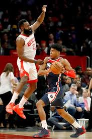 八村塁の身長は203㎝で足のサイズは？ 八村塁選手の身長は203㎝ありますが、nbaではポジションのパワーフォワード（pf）内で八村塁選手は小柄な方になります 。 nba選手のパワーフォワード（pf）の 平均身長は206㎝ だそうです。 å…«æ' è€ƒãˆã‚‰ã‚Œãªã„ä¸–ç•Œ æ•µè»ãƒãƒ¼ãƒ‡ãƒ³ï¼•ï¼™å¾—ç‚¹ã«é©šå˜† ã‚¹ãƒãƒ¼ãƒ„ ãƒ‡ã‚¤ãƒªãƒ¼ã‚¹ãƒãƒ¼ãƒ„ Online