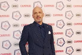 Ο παρουσιαστής ανέφερε τα εξής. Nikos Moytsinas Pagenews Gr