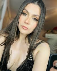 Fotitos en la mitad del mundo en Quito Ecuador 🇪🇨 obviamente siempre al  lado de mi amor @andrew.solano 👫❤️👩‍❤️‍👨