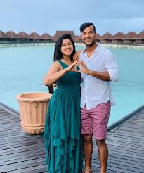 Mayank agarwal, md is a anesthesiology specialist in saint louis, mo. Can Mayank Agarwal S Cute Wife Aashita Sood Give Sexy Natasa Stankovic A Run For Her Money Can Mayank Agarwal S Cute Wife Aashita Sood Give Hot Natasa Stankovic A Run For