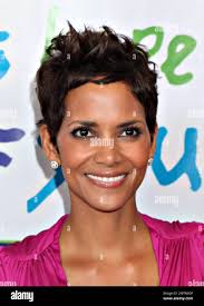 Beverly hills hotel los angeles pink hi-res stock photography and images