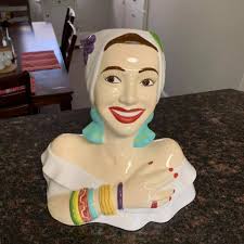 Perfect vintage cookie jar vase found