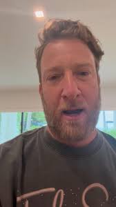 Barstool Pizza Review