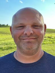 Welcome to 𝐌𝐫. 𝐌𝐚𝐭𝐭𝐡𝐞𝐰 𝐒𝐜𝐡𝐥𝐮𝐞𝐭𝐞𝐫! Matthew serves as FVL's  new Facilities Assistant. He and his wife, Christina, have four children:  Jack (14), Wyatt (13), Oliver (12), and Maggie (10). 𝗛𝗼𝗺𝗲𝘁𝗼𝘄𝗻: Sun  Prairie,