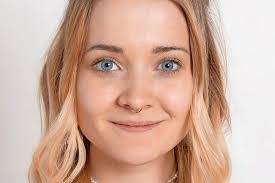 Linda Dreier's Instagram, Twitter & Facebook