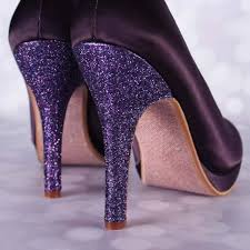 Hallo, ich 17 will zum party machen gerne einen mini tragen, glitzer tubetop und party high heels mit 16 cm (mit plateau) tragen. So Kannst Du Ein T Shirt In Ein Kleid Verwandeln Und Andere Kleider Hacks