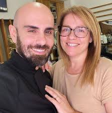 Βραδινή έξοδος σε κινηματογραφική πρεμιέρα! Marianna Toymasatoy To Neo Loyk Sta Mallia Ths Einai H No1 Tash Toy Kalokairioy Kai Tairiazei Se Ka8e Hlikia