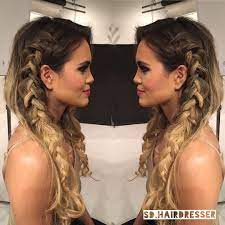 Women with oval, round, and diamond face shape can try this big face hairstyle. What Hairstyles Are Best For Wide Broad Shoulders Hair Adviser
