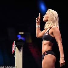 She is supposed to go o showdown on february 5th, against britain hart. Paige Vanzant Paigevanzant Photos Et Videos Instagram Paige Vanzant Ufc Vanzant