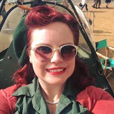 Laura's Vintage Stylings