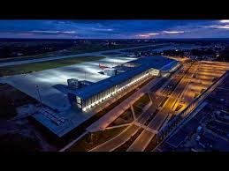 Wizz air в'їзд до італії коронавірус visitukraine. Aeroport Lviv Youtube