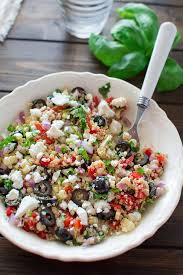 All The Flavors Of Mediterranean Cuisine In One Bowl Healthy And So Easy To Make This Medite Mediterranean Recipes Healthy Salad Recipes Quinoa Salad Recipes