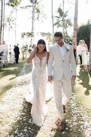 Men Linen 2 Pc Beige Wedding Suit Summer Suit Men Groom Wear Men Men Slim Fit Suit Tuxedo Suit In 2022 Groom Wedding Attire Beach Wedding Groomsmen Wedding Dresses