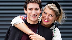 Lucas de man (avrotros) aicha marghadi (at5, nos,. Man Up Mika Linda Nl