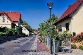 Das ferienhaus liegt am rande von saalfeld, sehr idyllisch und ruhig. Haus Kaufen Hauskauf In Saalfeld Immonet