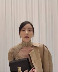 I heard that somewhere, but i'm not. Lee Da Hee Women Instagram Update Fashion