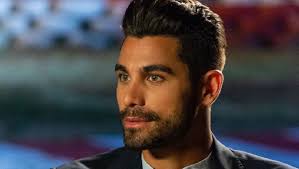 Η αναζήτηση του πρώτου έλληνα bachelor έλαβε τέλος κι η κοπέλα που επέλεξε ο παναγιώτης βασιλάκος ως σύντροφό του είναι η νικολέττα τσομπανίδου. Idoy H Nikhtria Toy The Bachelor Se Ayth Kanei Protash Gamoy O Panagiwths Basilakos Pic Dailymedia News