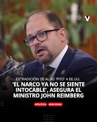 El presidente (Moreno) ha invitado al presidente electo (Lasso) con su  señora esposa para que vengan al Palacio", indicó el secretario general del  Gabinete de la Presidencia, Jorge Wated. Esto se informó: