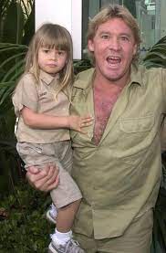 Dochter Steve Irwin Danst Emotioneel Eerbetoon Aan Overleden Vader Show Bd Nl