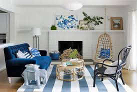 50 idees deco pour integrer le bleu dans son salon. 15 Idees Interessantes Pour Decorer Un Salon Dans Les Tons Bleus Design Feria