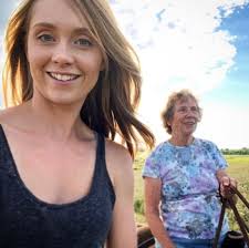 Elle commence le théâtre à 8 ans. Ark Angel Amber Marshall Farm Here Are Some Photos Of My