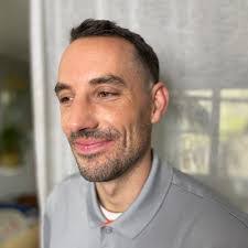 Jon Mohan's Instagram, Twitter & Facebook